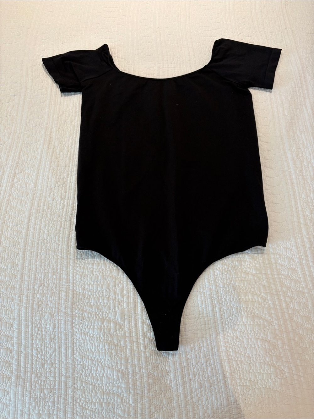 Active Basic Black Scoop Neck Short Sleeve Bodysuit